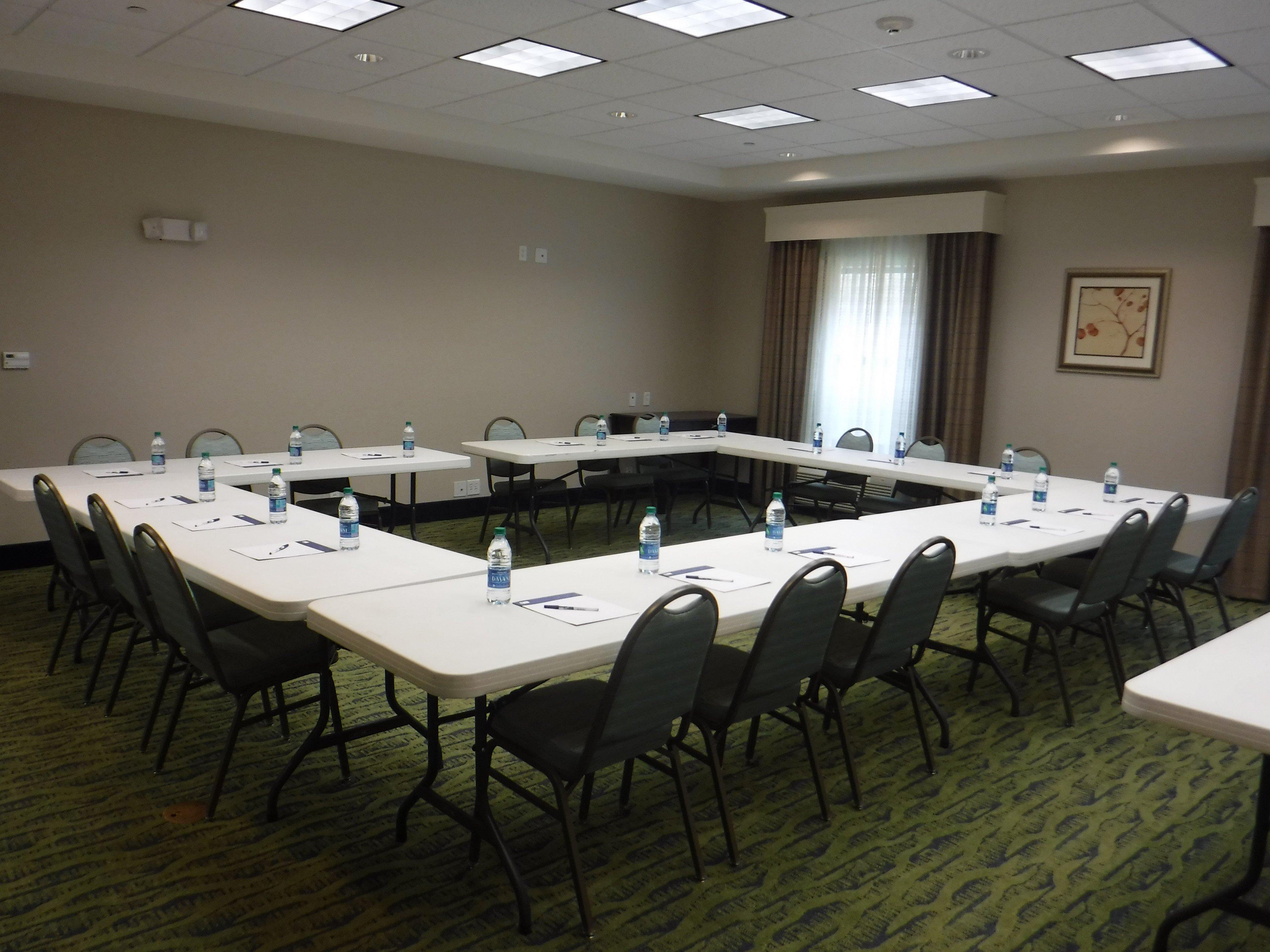 Holiday Inn Express West Jefferson By Ihg Exterior photo