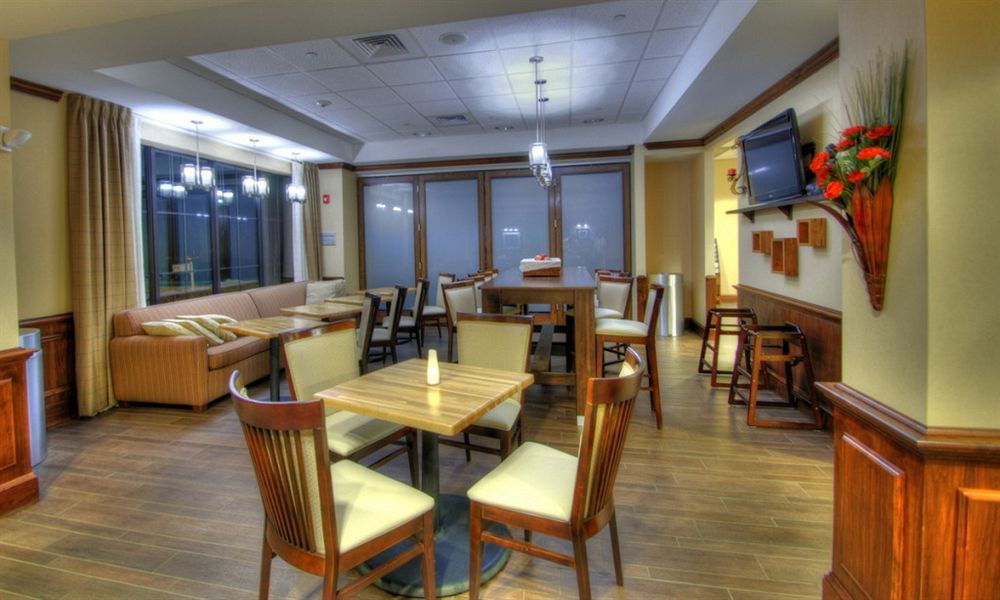 Holiday Inn Express West Jefferson By Ihg Restaurant photo