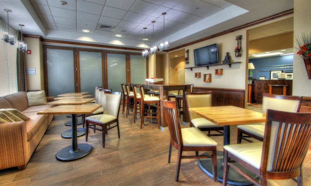 Holiday Inn Express West Jefferson By Ihg Exterior photo