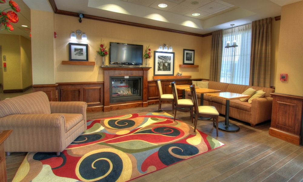 Holiday Inn Express West Jefferson By Ihg Exterior photo